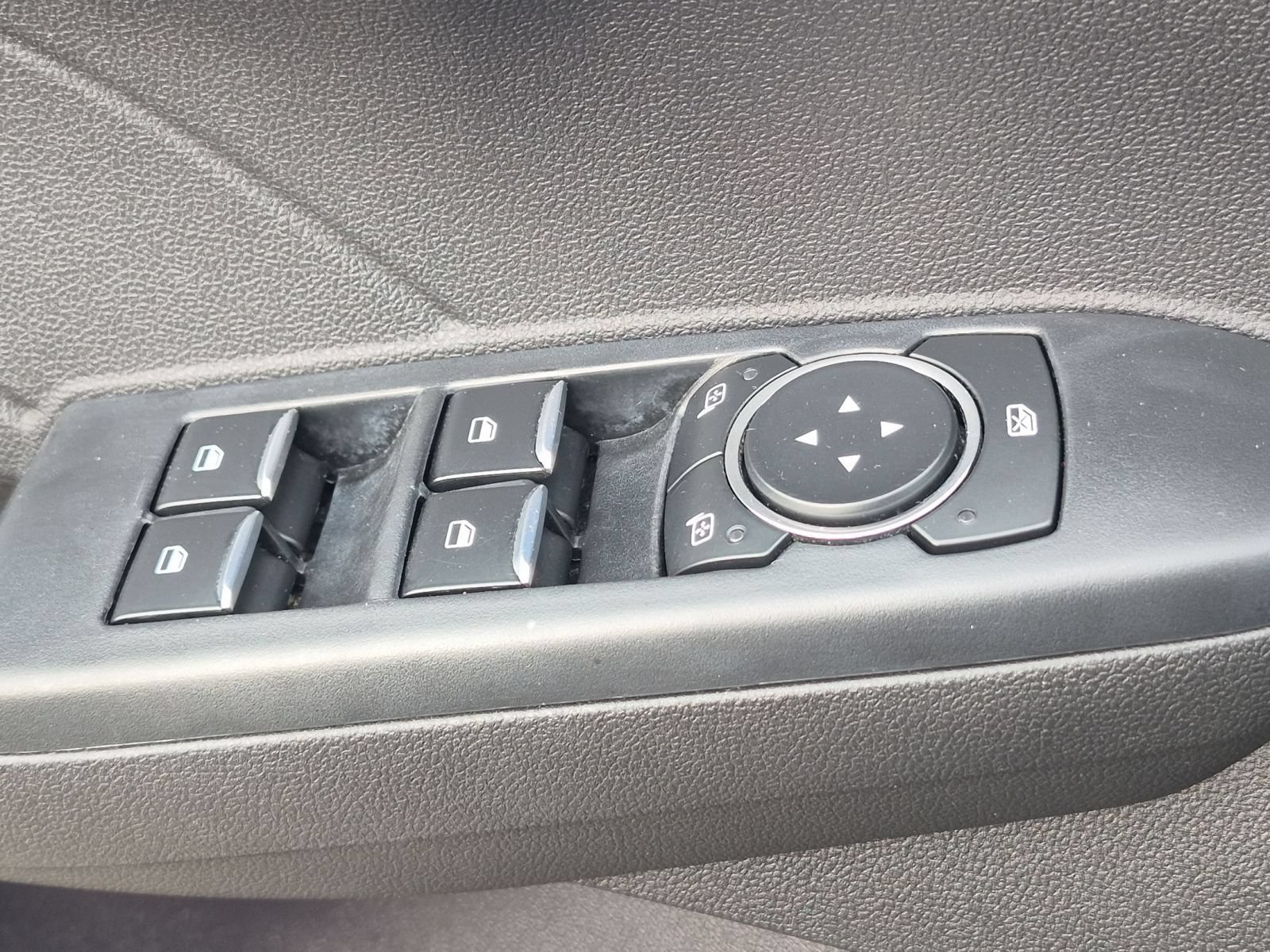 Certified 2024 Ford Escape Platinum AWD/4WD image 15