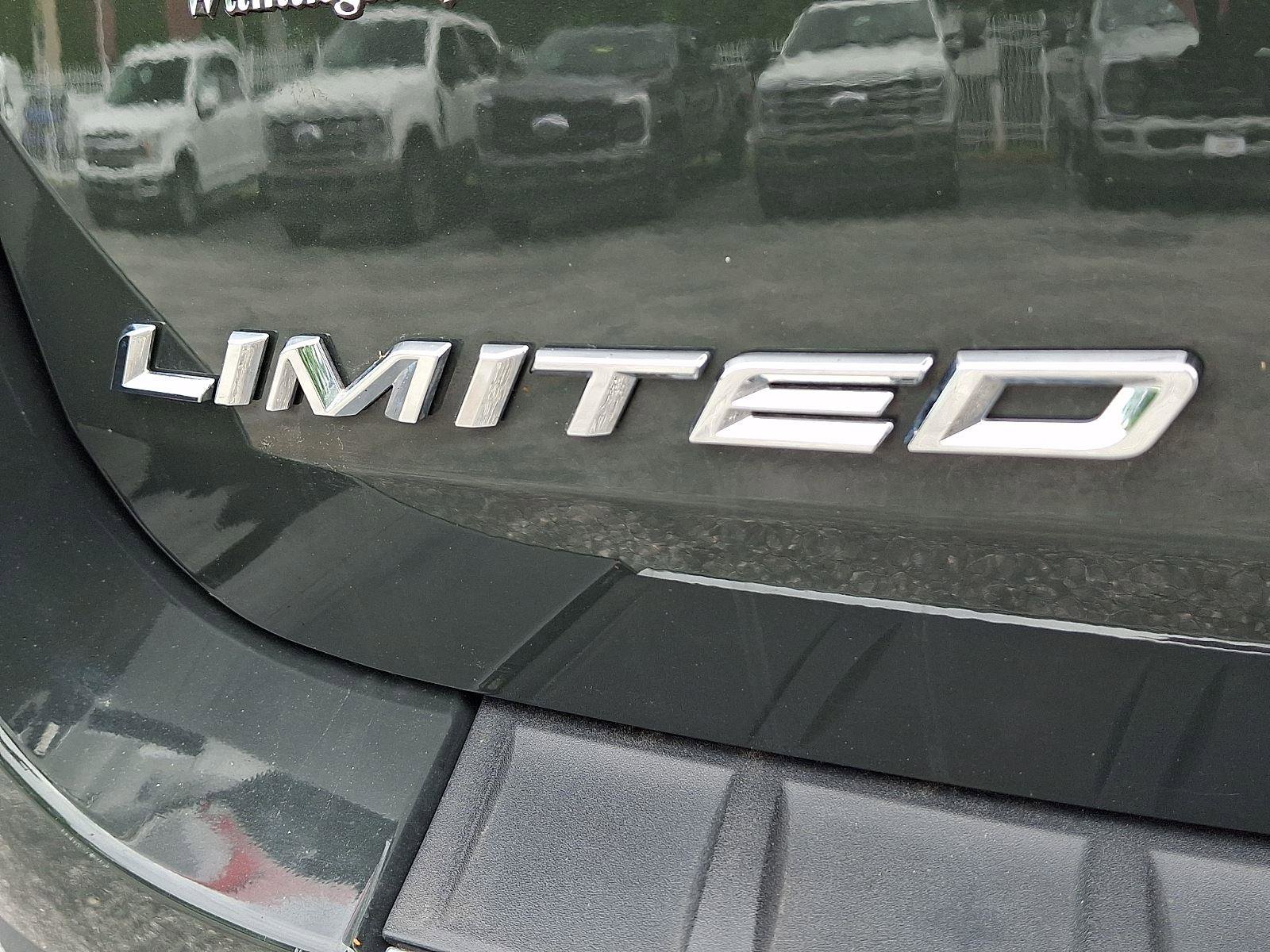 Certified 2023 Ford Explorer Limited w/ Limited Technology Package AWD/4WD image 34