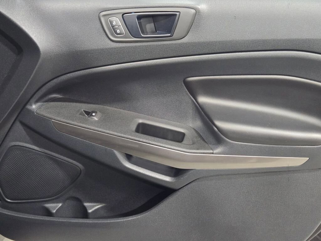 Certified 2020 Ford EcoSport SES image 14