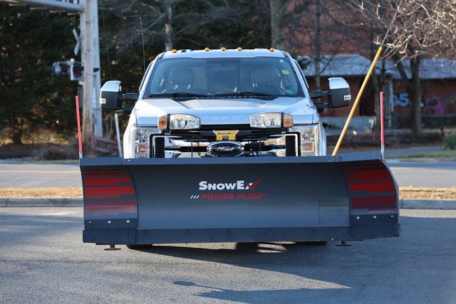 Certified 2017 Ford F350 XL image 4