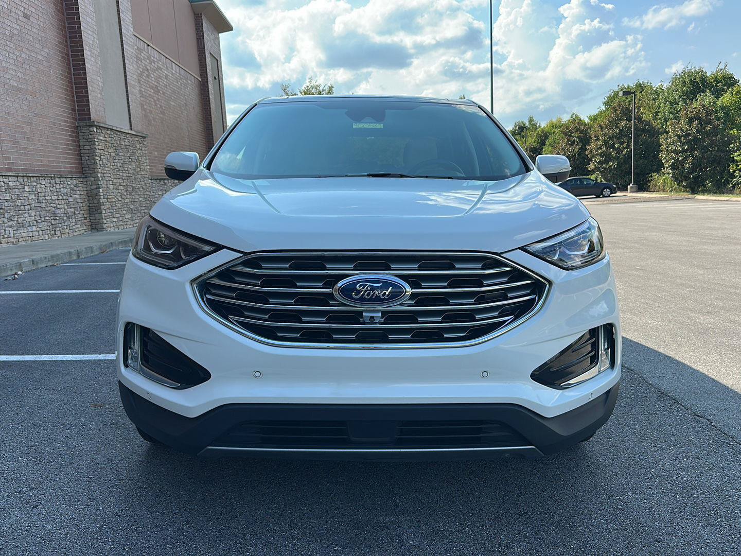 Certified 2022 Ford Edge Titanium w/ Equipment Group 301A AWD/4WD image 8