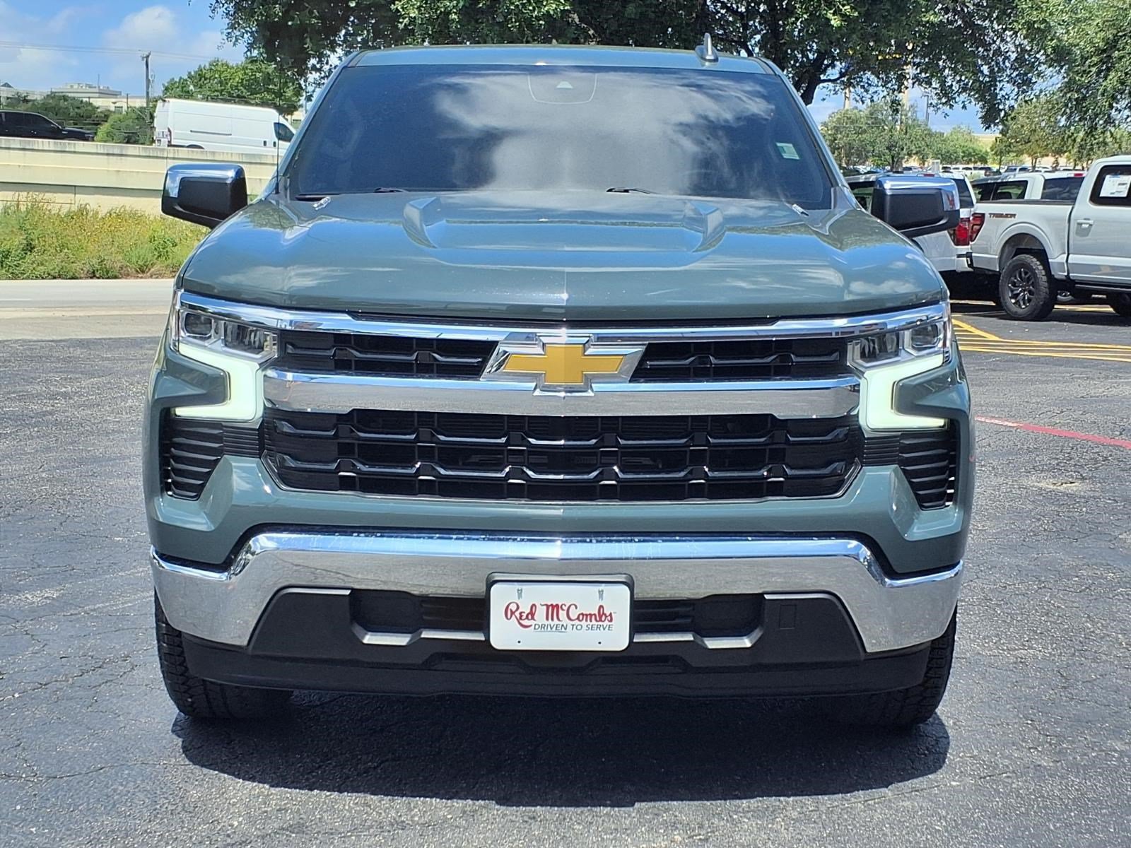 Used 2025 Chevrolet Silverado 1500 LT w/ Texas Edition Plus RWD image 2