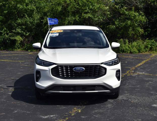 Certified 2023 Ford Escape Platinum AWD/4WD image 34