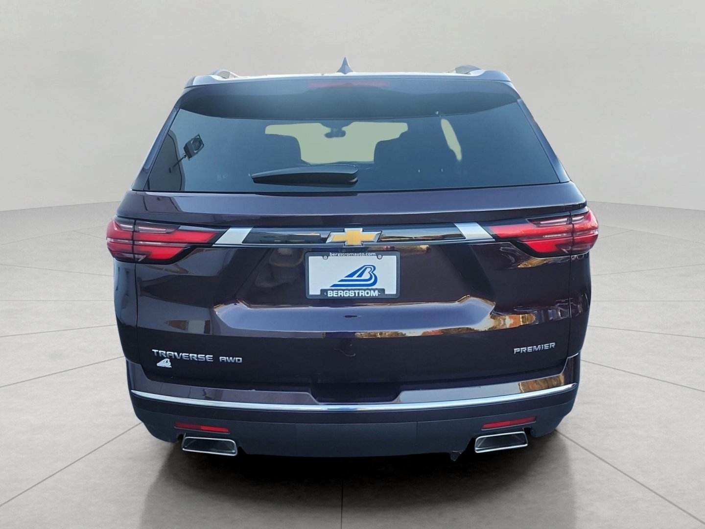Used 2023 Chevrolet Traverse Premier AWD/4WD image 13