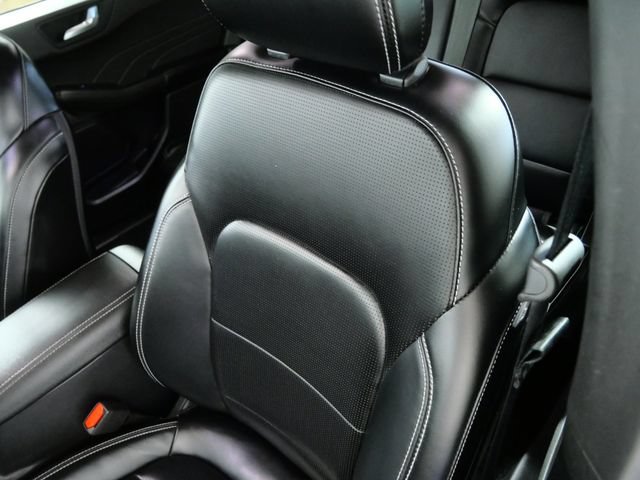 Certified 2024 Ford Escape Platinum AWD/4WD image 17