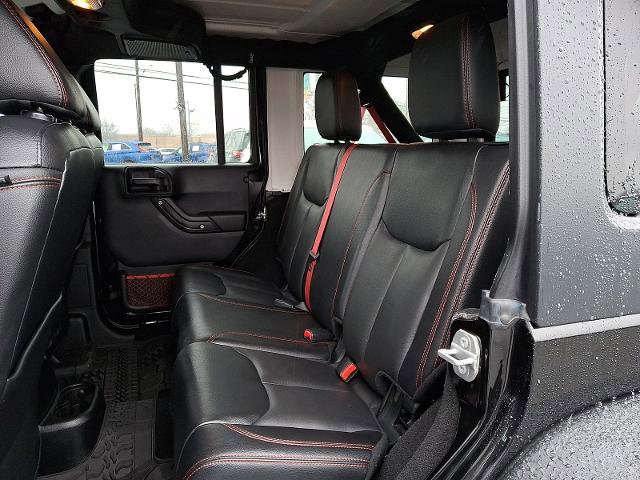 Used 2018 Jeep Wrangler Unlimited Rubicon AWD/4WD image 10