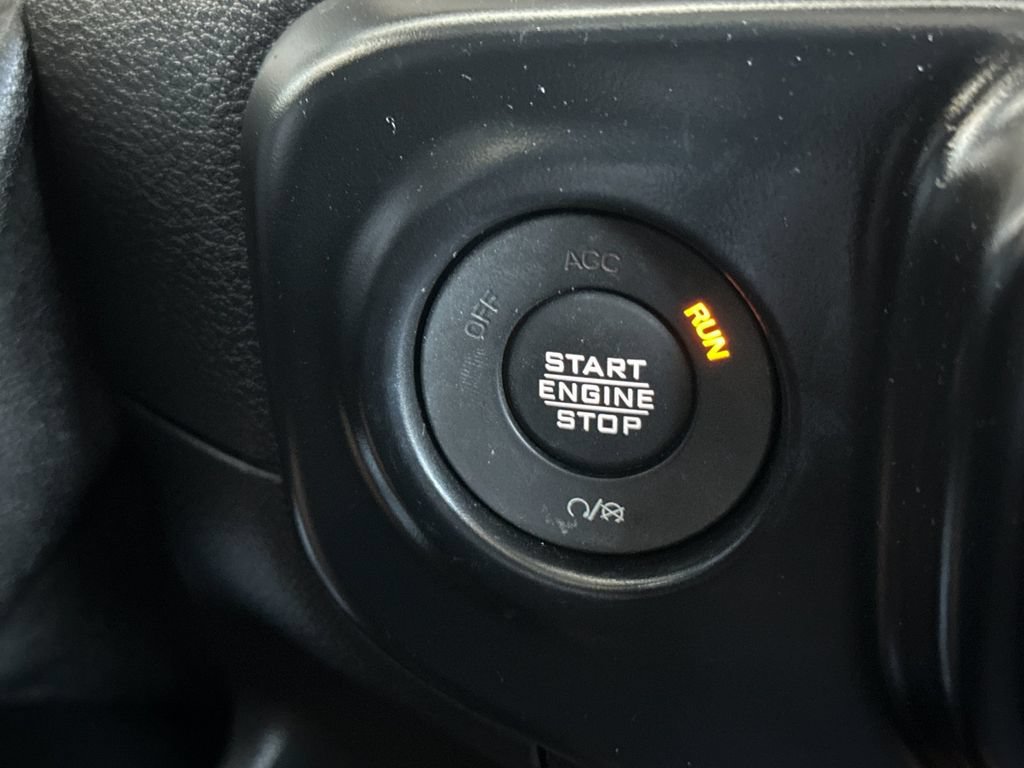 Used 2020 Jeep Wrangler Sport AWD/4WD image 20