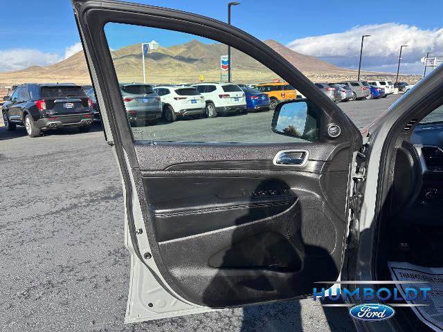 Used 2020 Jeep Grand Cherokee Altitude image 11