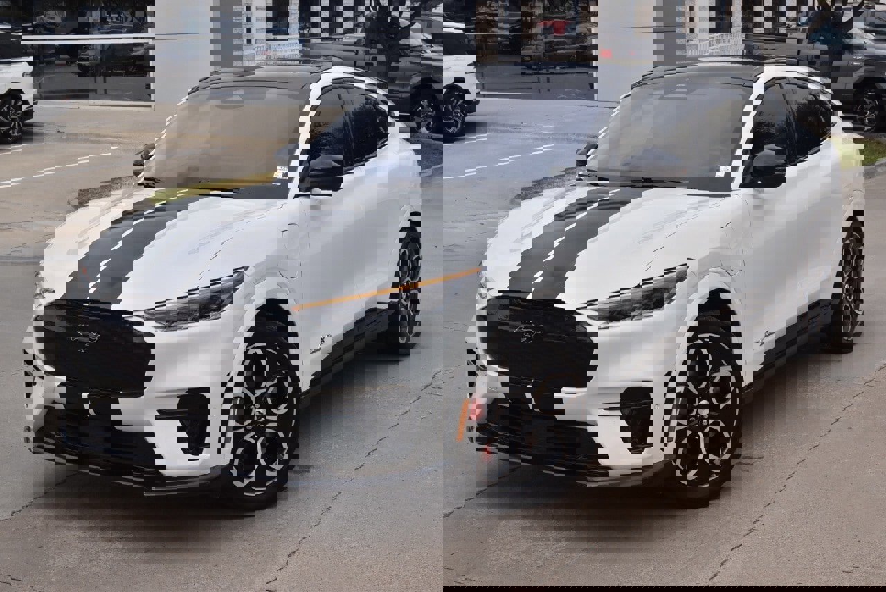 Certified 2023 Ford Mustang Mach-E GT image 3