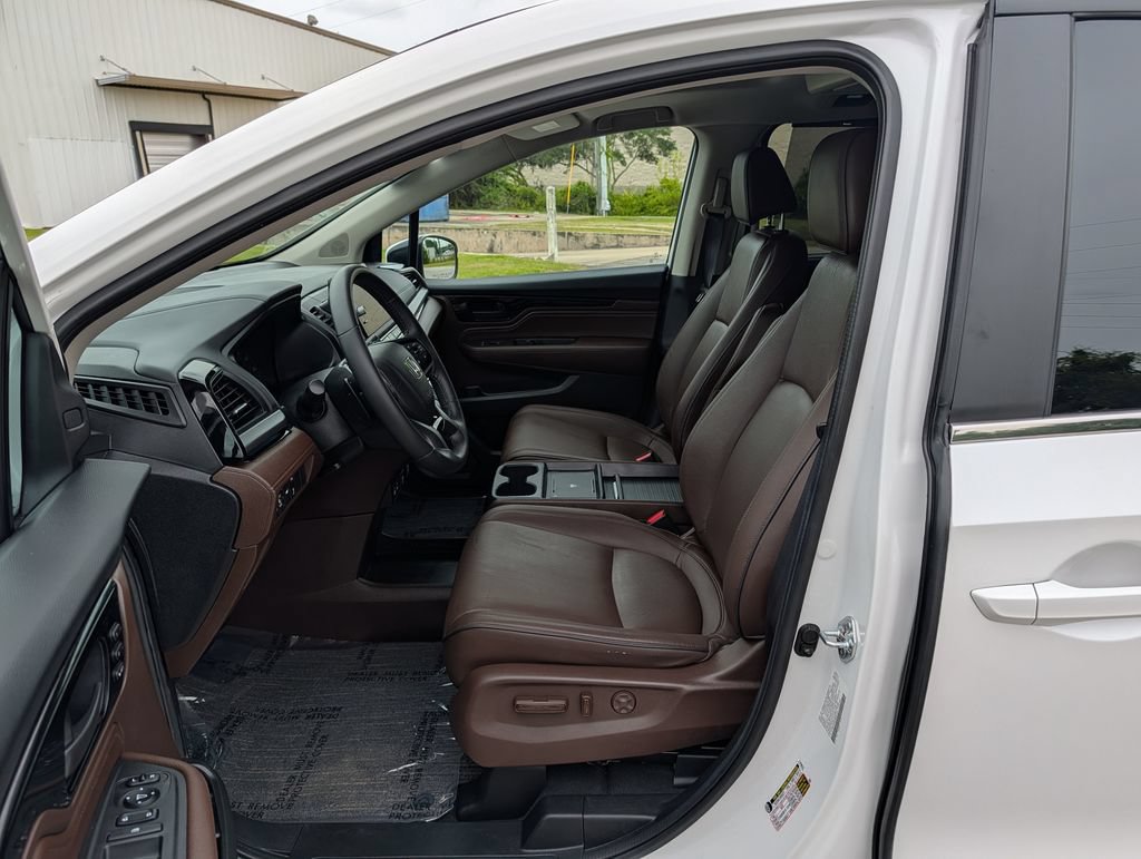 Used 2025 Honda Odyssey Touring image 19