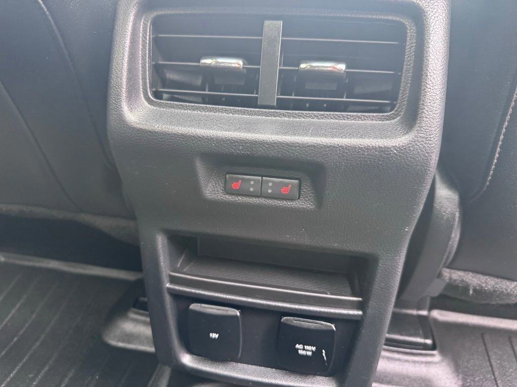 Certified 2019 Ford Edge Titanium w/ Equipment Group 301A image 20