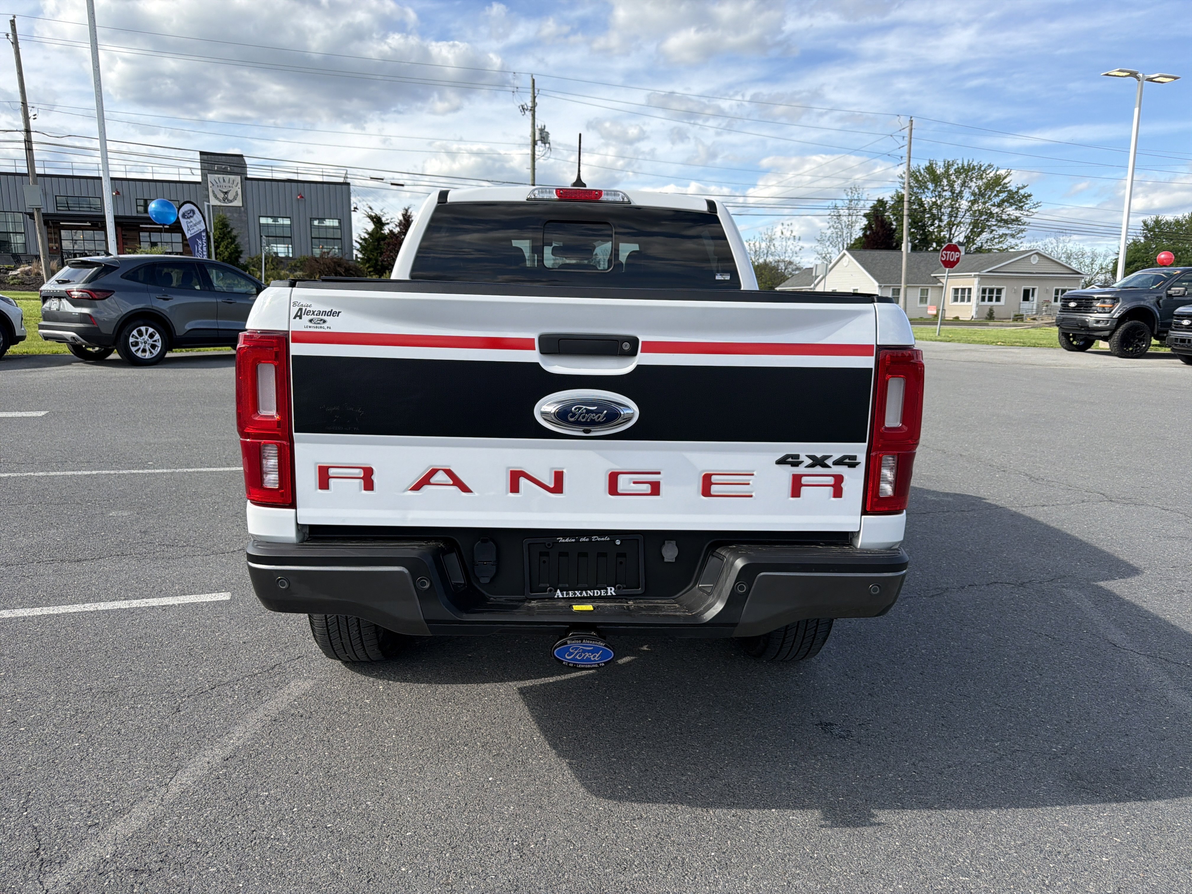 Certified 2021 Ford Ranger Lariat w/ Tremor Off-Road Package AWD/4WD image 4