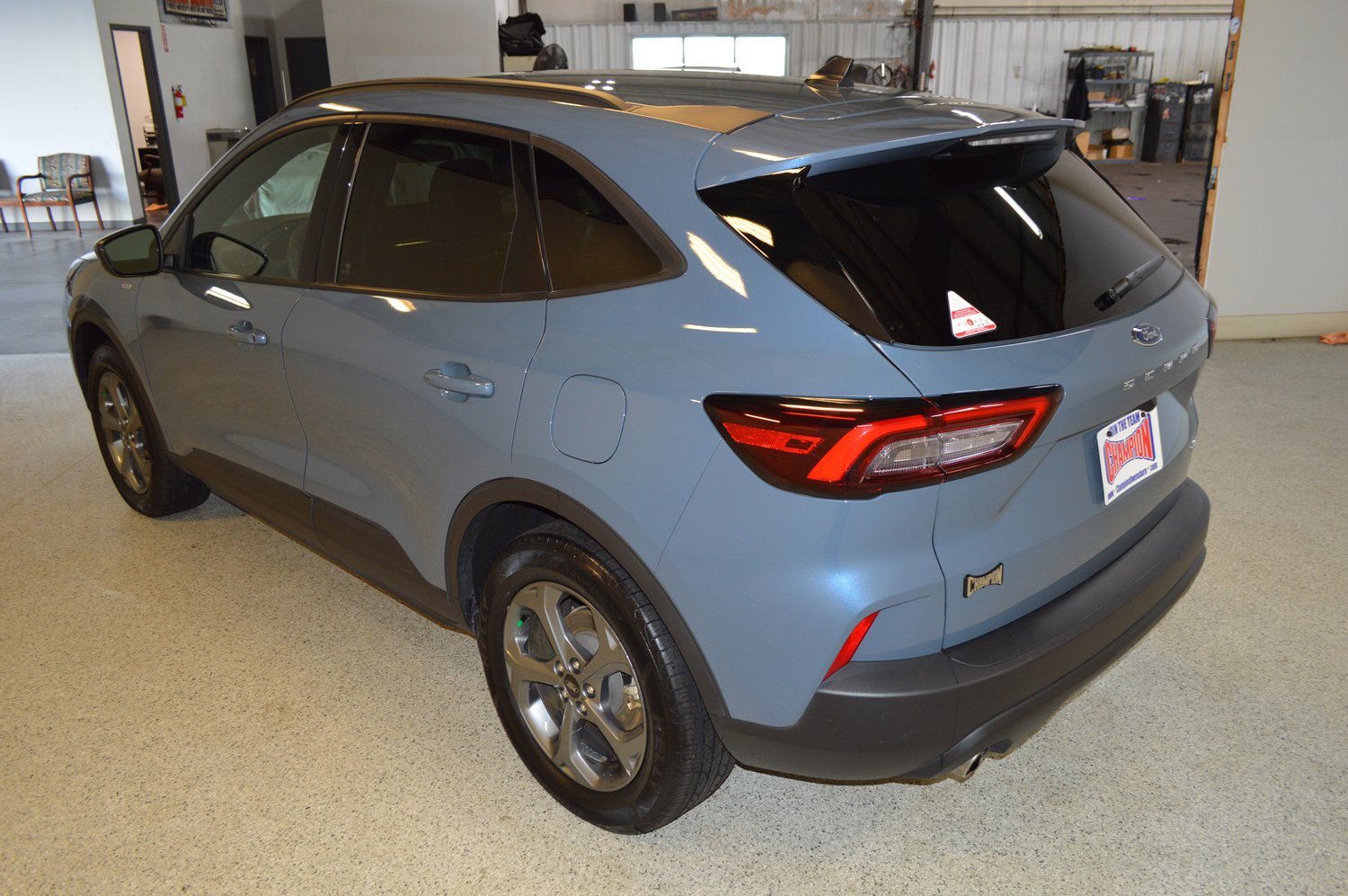 Certified 2025 Ford Escape ST-Line Select AWD/4WD image 5