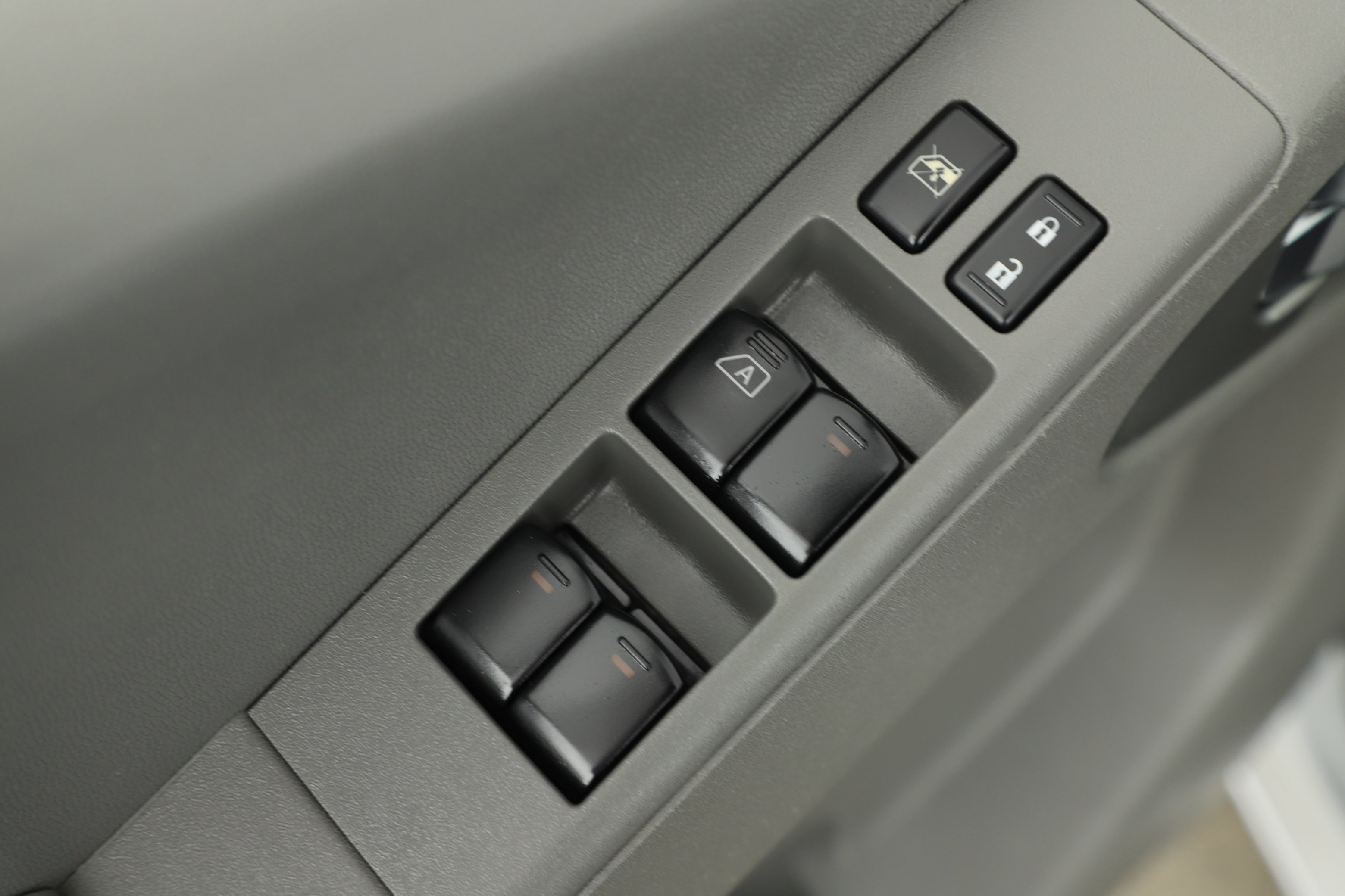 Used 2019 Nissan Frontier SV w/ Value Truck Package image 10