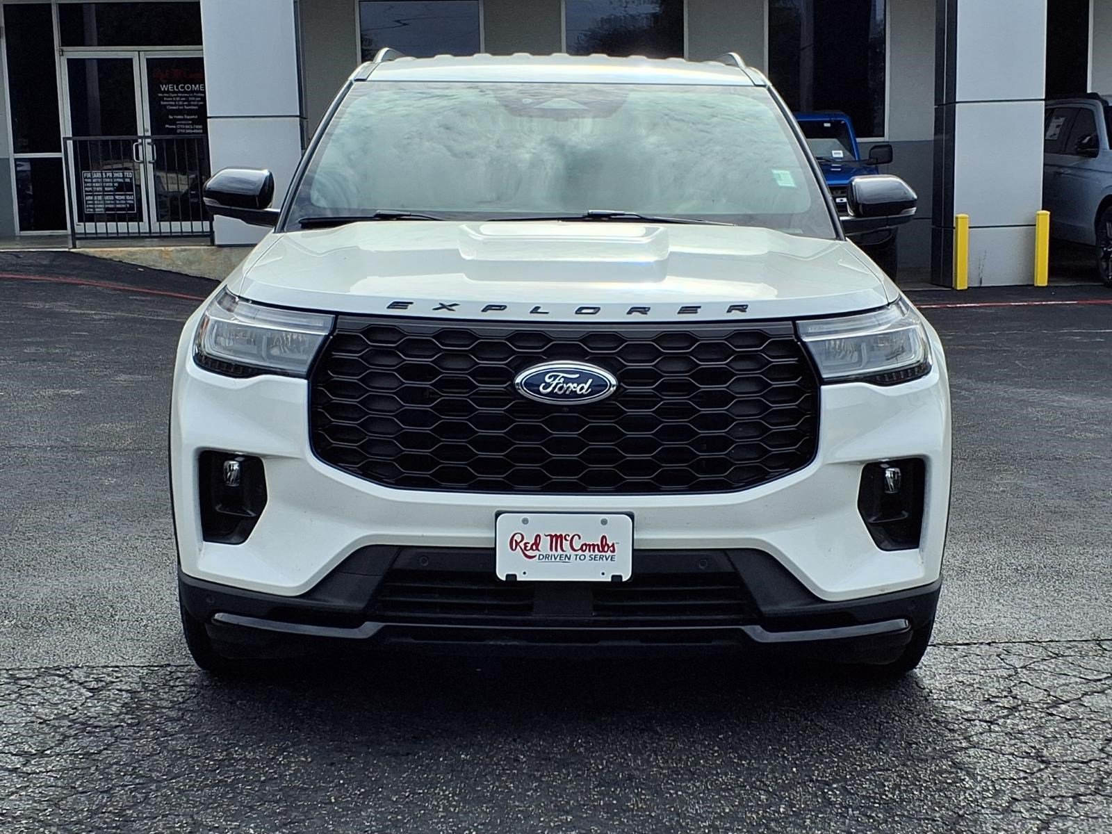 Certified 2025 Ford Explorer ST-Line RWD image 2