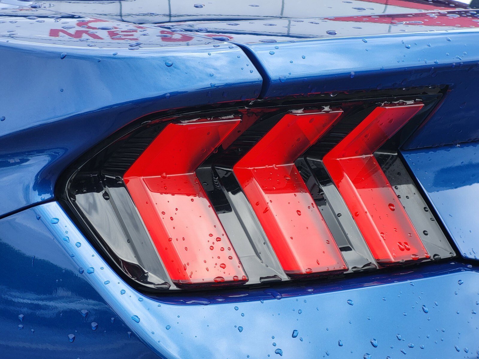 Certified 2024 Ford Mustang Coupe RWD image 10