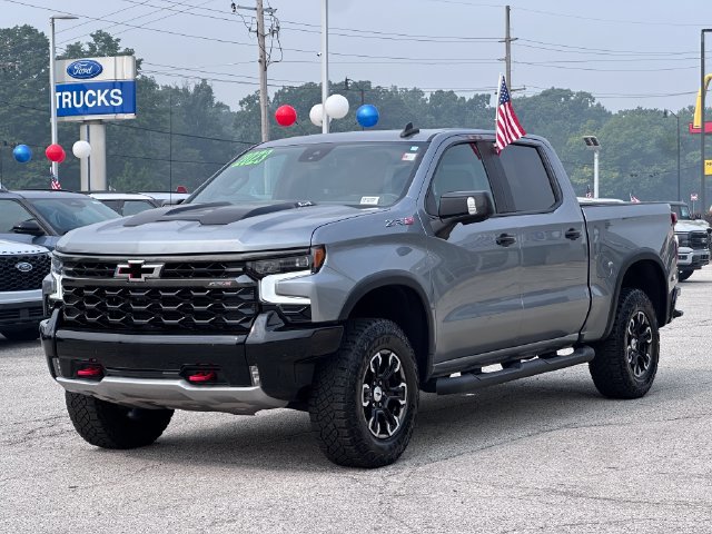 Used 2023 Chevrolet Silverado 1500 ZR2 AWD/4WD image 3