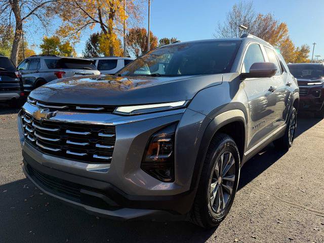 Used 2025 Chevrolet Equinox LT w/ Convenience Package II AWD/4WD image 1
