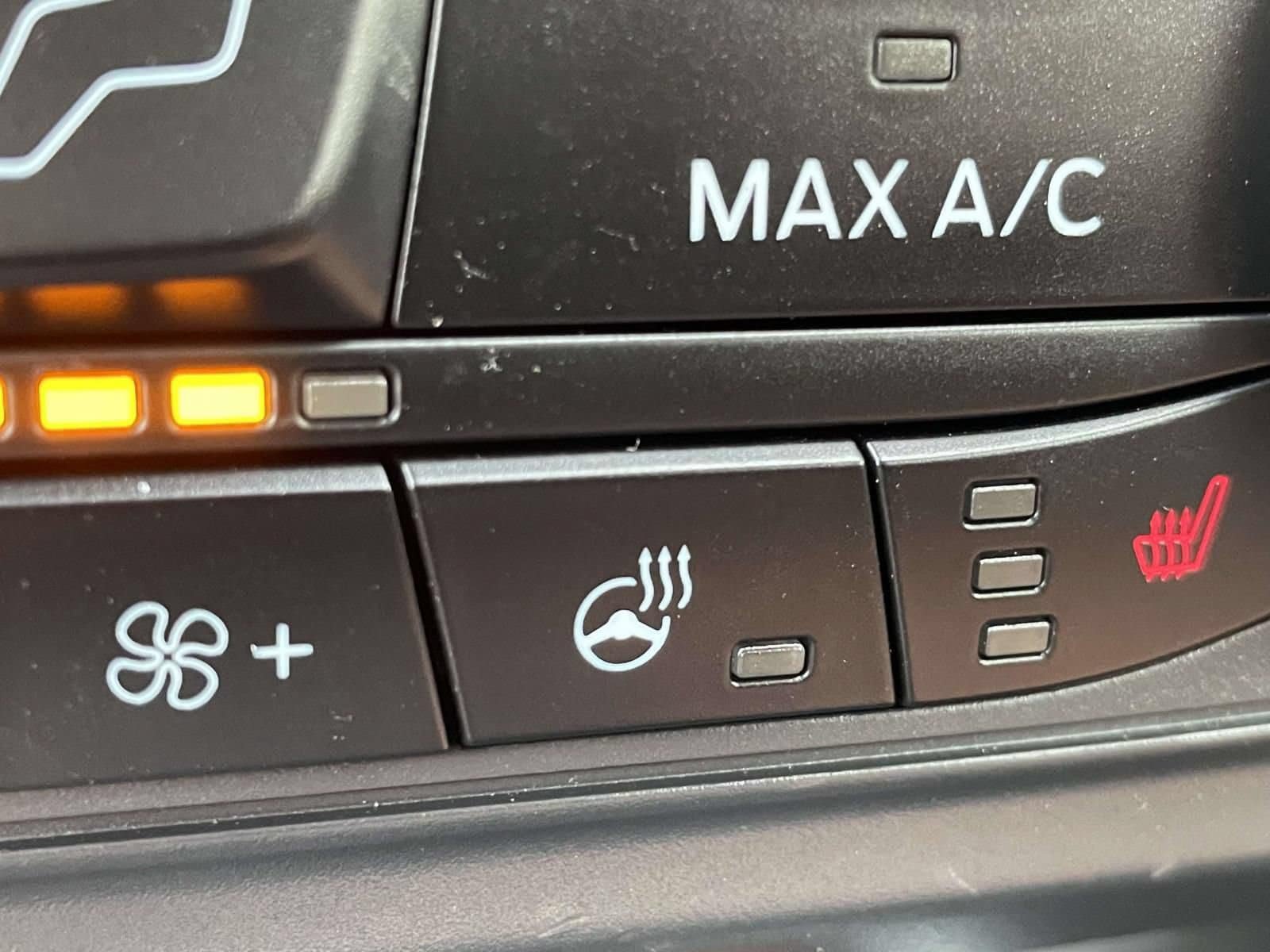 Certified 2024 Ford Maverick Lariat FWD image 22