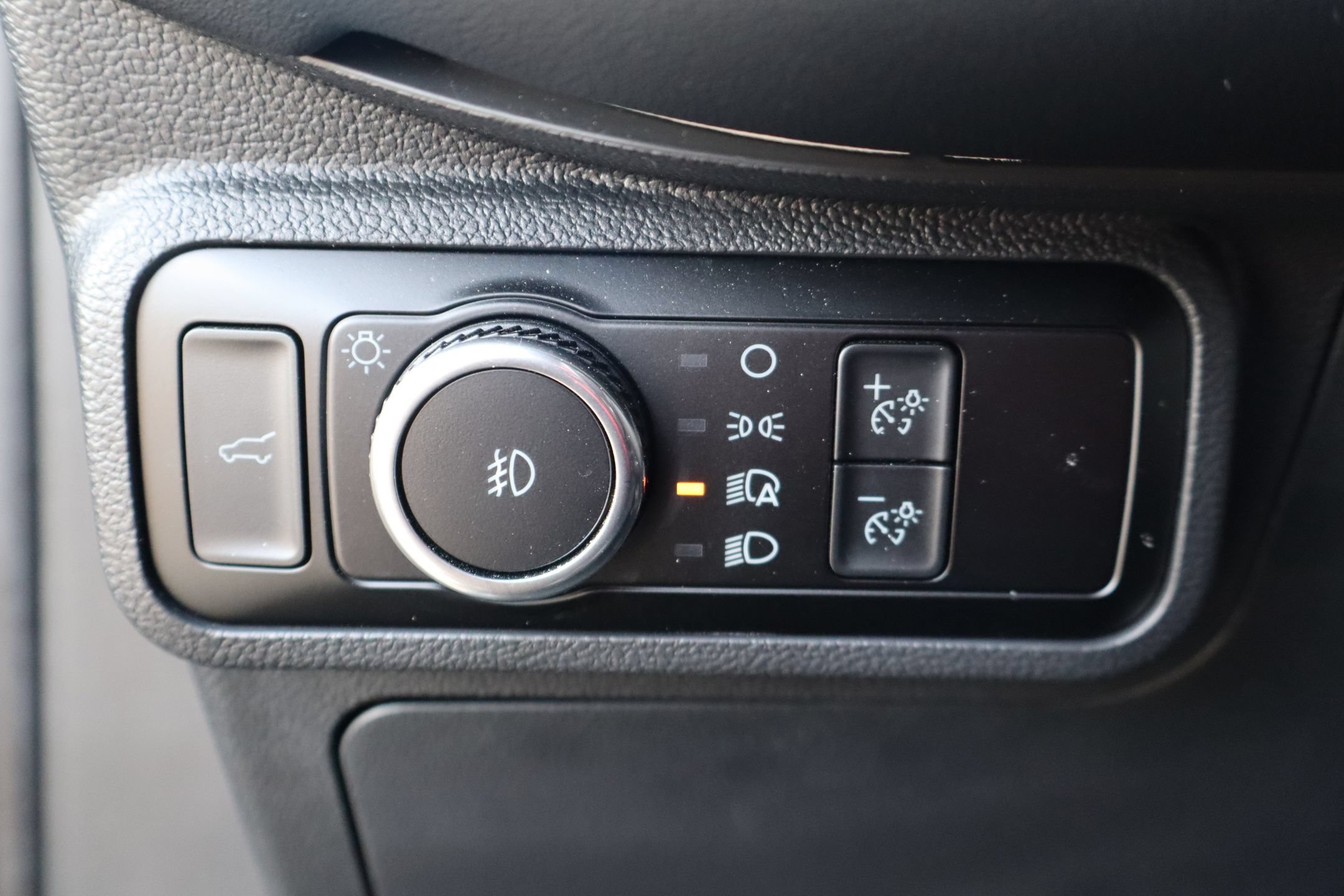 Certified 2025 Ford Explorer ST AWD/4WD image 16