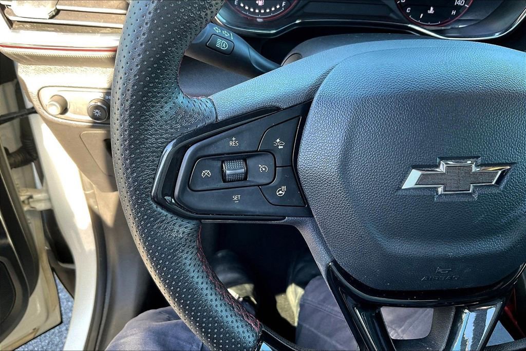 Used 2023 Chevrolet TrailBlazer RS w/ Convenience Package image 11