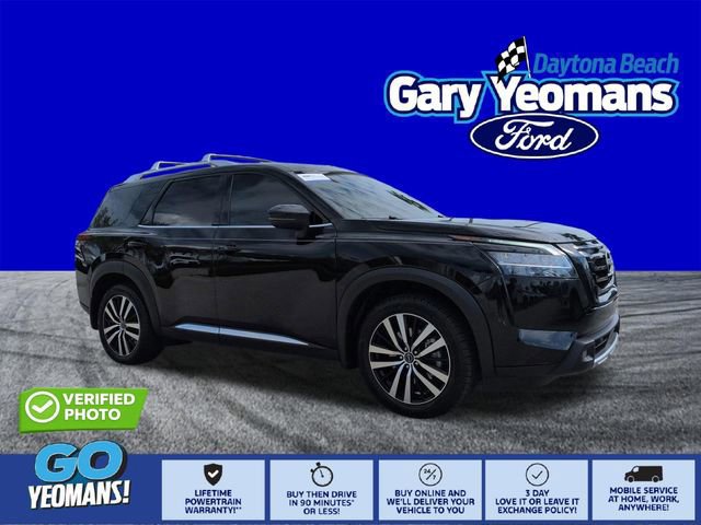 Used 2023 Nissan Pathfinder Platinum w/ Lighting Package (N92) image 7