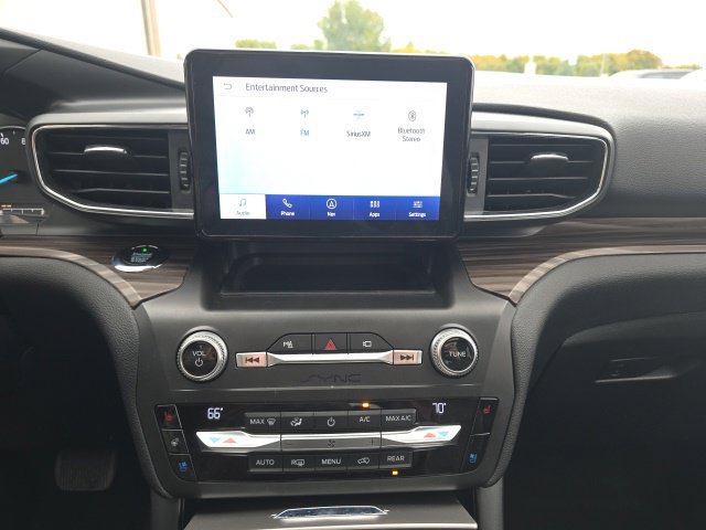 Certified 2020 Ford Explorer Limited w/ Class III Trailer Tow Package AWD/4WD image 20