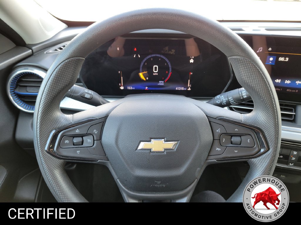 Used 2024 Chevrolet Trax LT FWD image 32