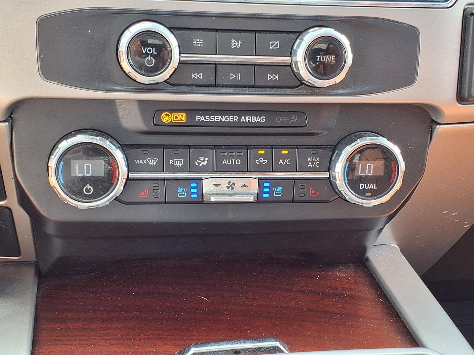 Certified 2022 Ford F250 King Ranch w/ King Ranch Ultimate Package AWD/4WD image 20