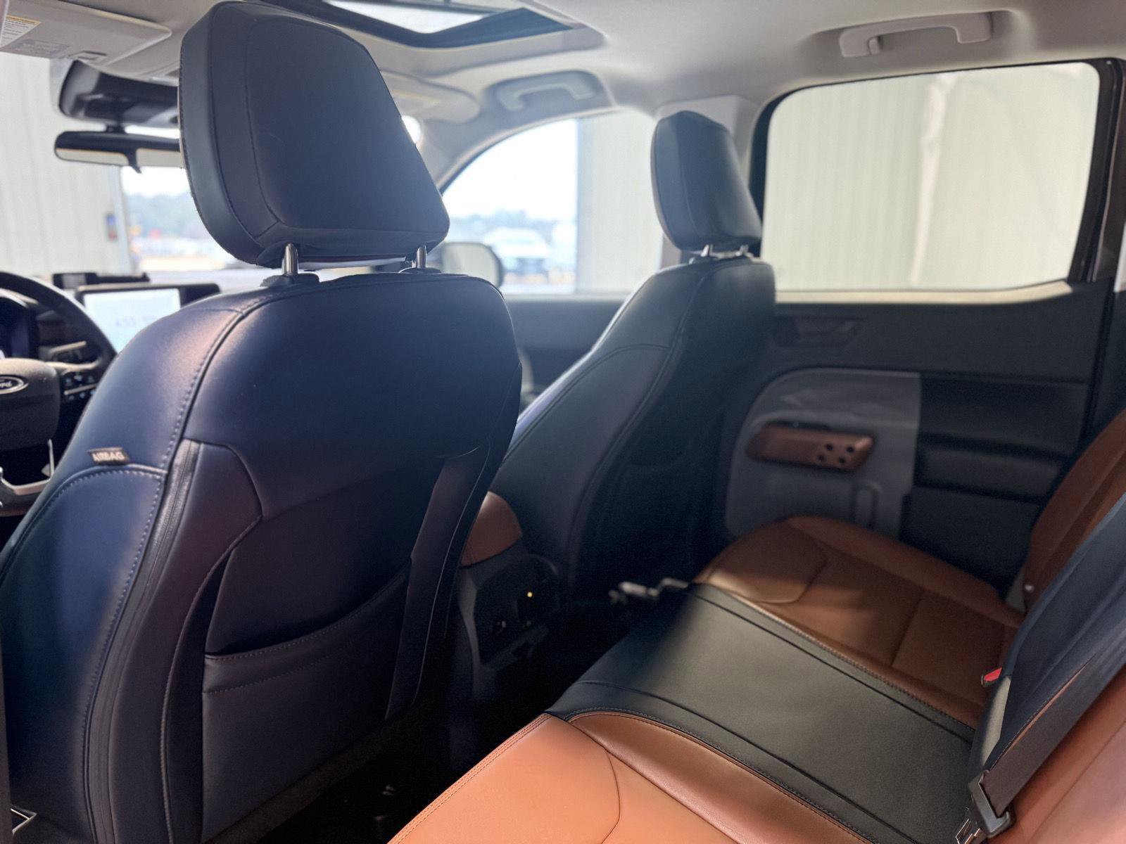 Certified 2022 Ford Maverick Lariat w/ Lariat Luxury Package image 37