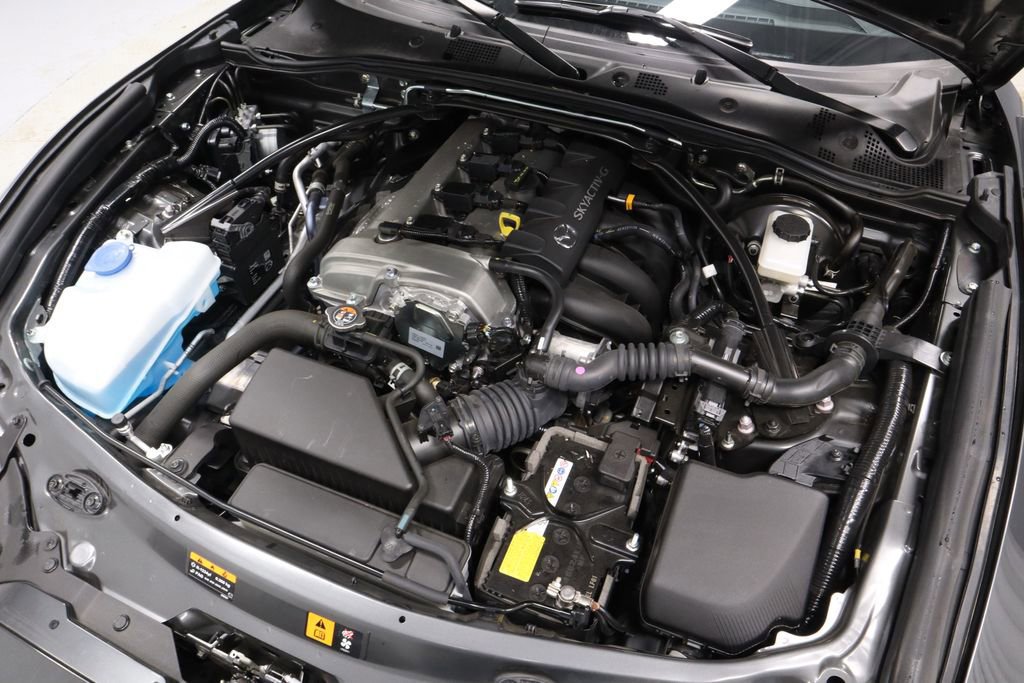 Used 2024 MAZDA MX-5 Miata Grand Touring w/ Weather Package image 14