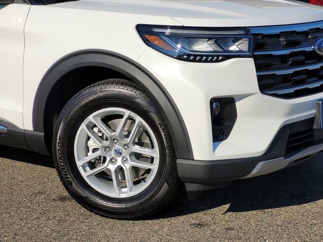 Certified 2025 Ford Explorer Active w/ Active Comfort Package image 6