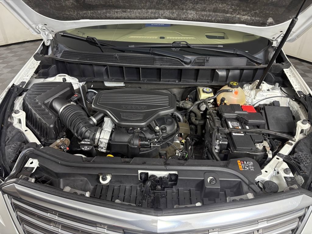 Used 2017 Cadillac XT5 Platinum w/ Driver Assist Package image 10