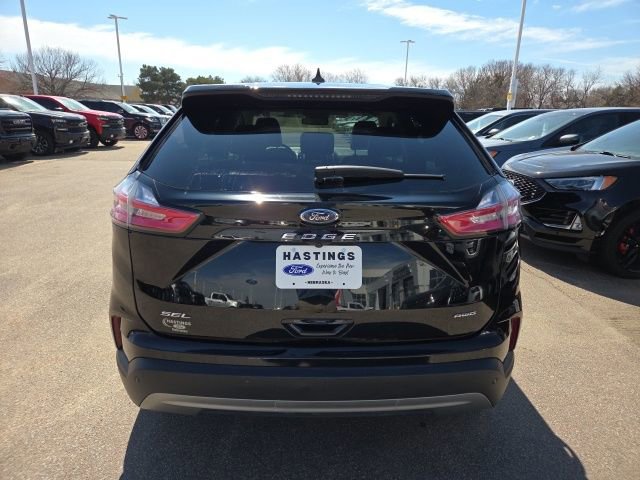Certified 2024 Ford Edge SEL image 2
