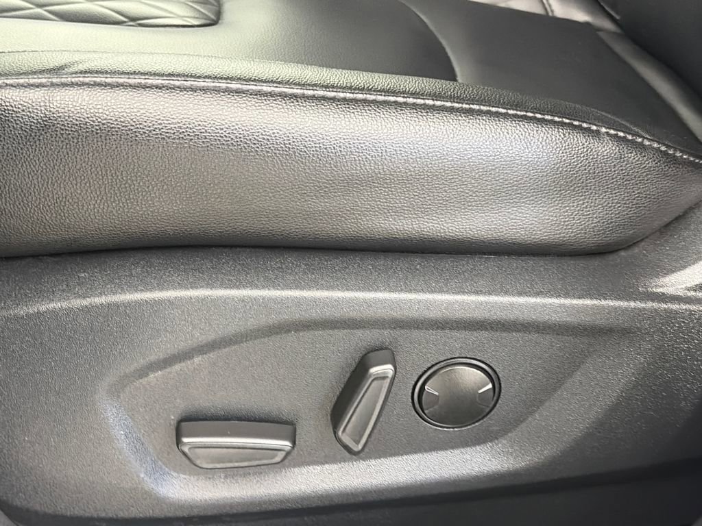 Certified 2024 Ford Edge Titanium AWD/4WD image 26