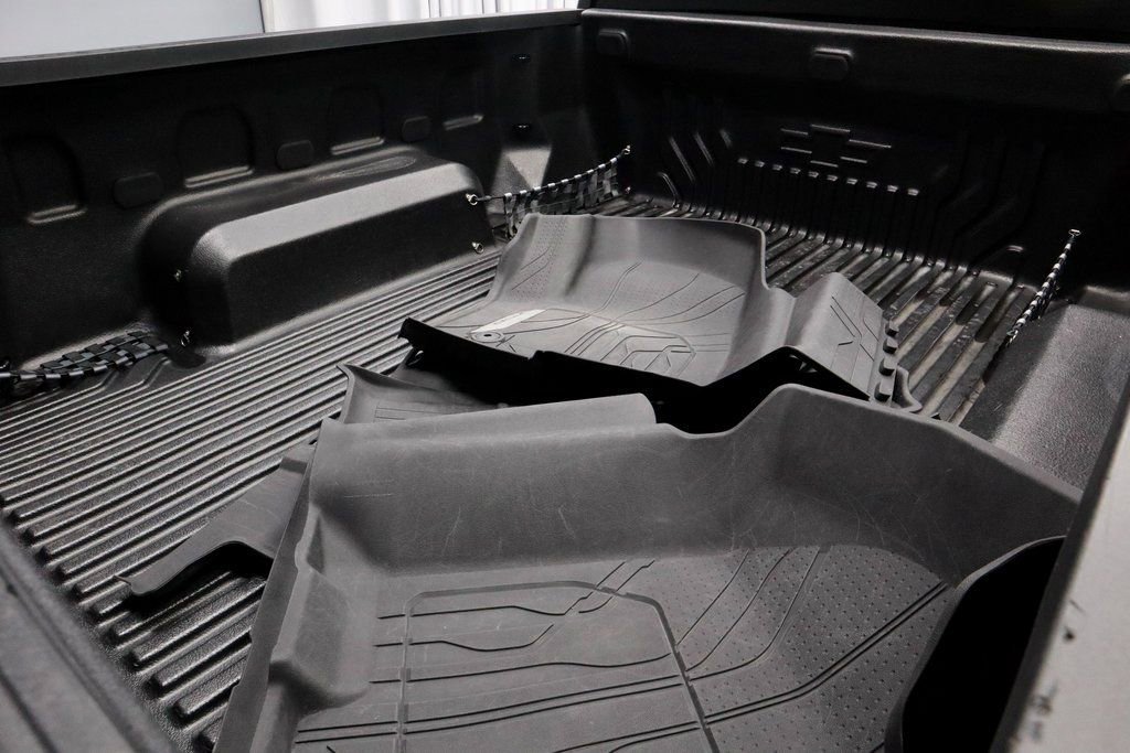 Used 2022 Chevrolet Silverado 1500 LT image 15