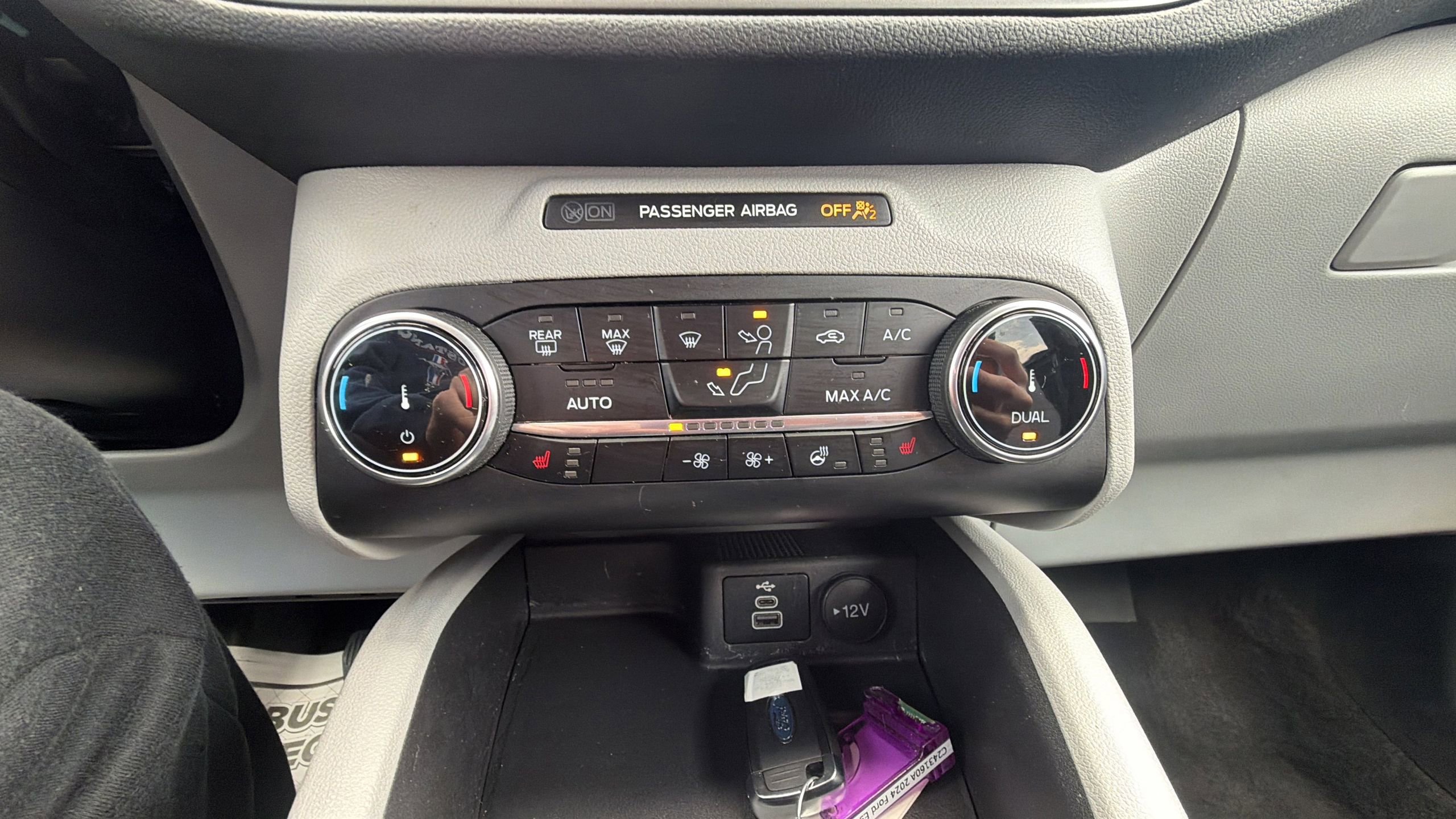 Certified 2024 Ford Escape Active AWD/4WD image 24