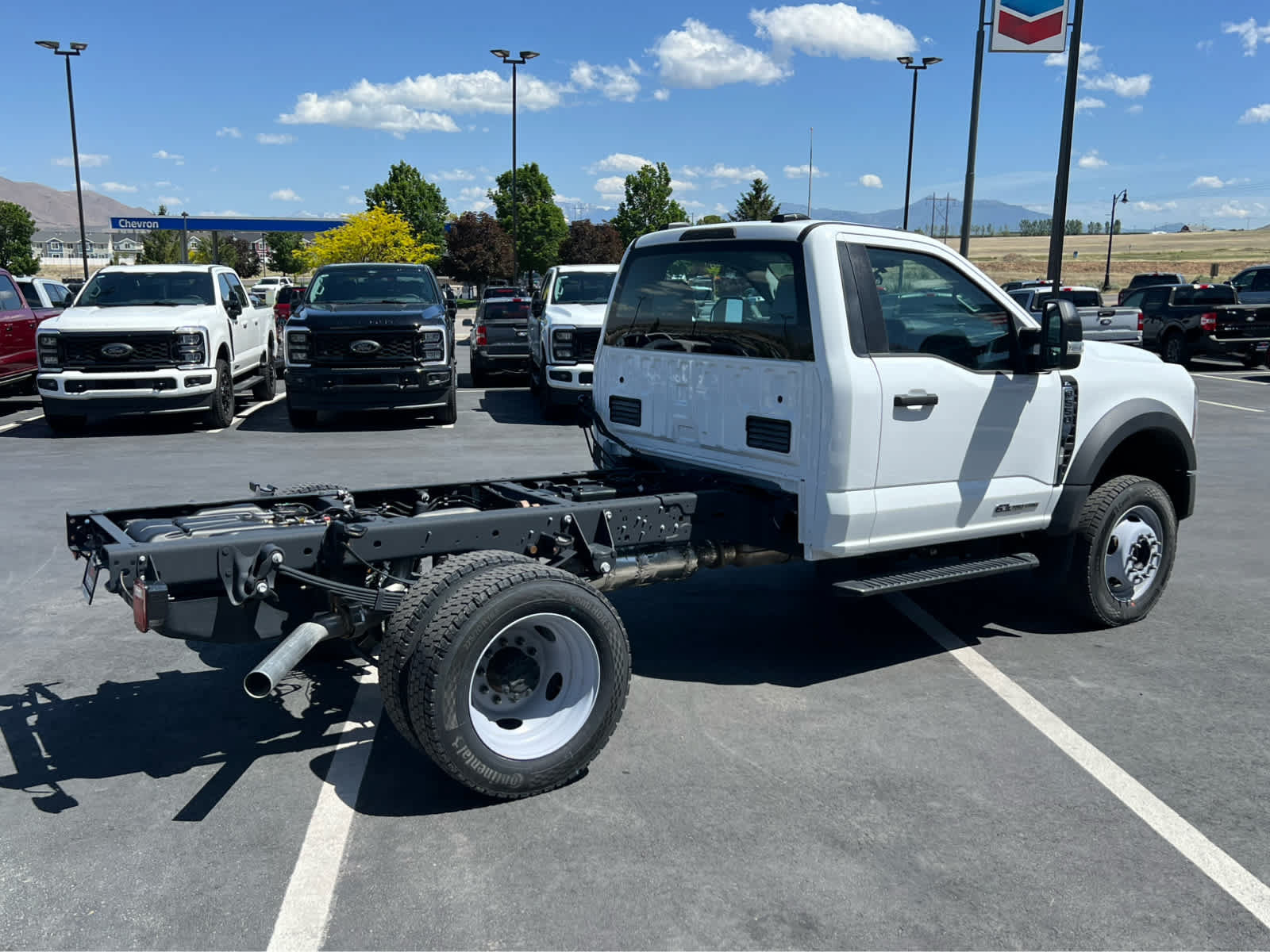Certified 2026 Ford F550 4x4 Regular Cab Super Duty w/ XL Chrome Package image 7