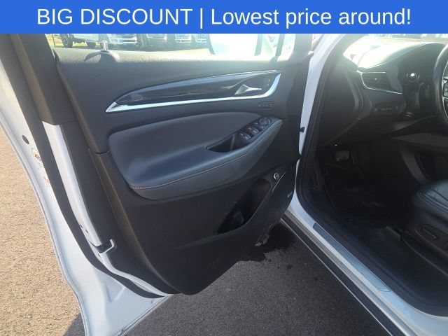 Used 2024 Buick Enclave Premium FWD image 32