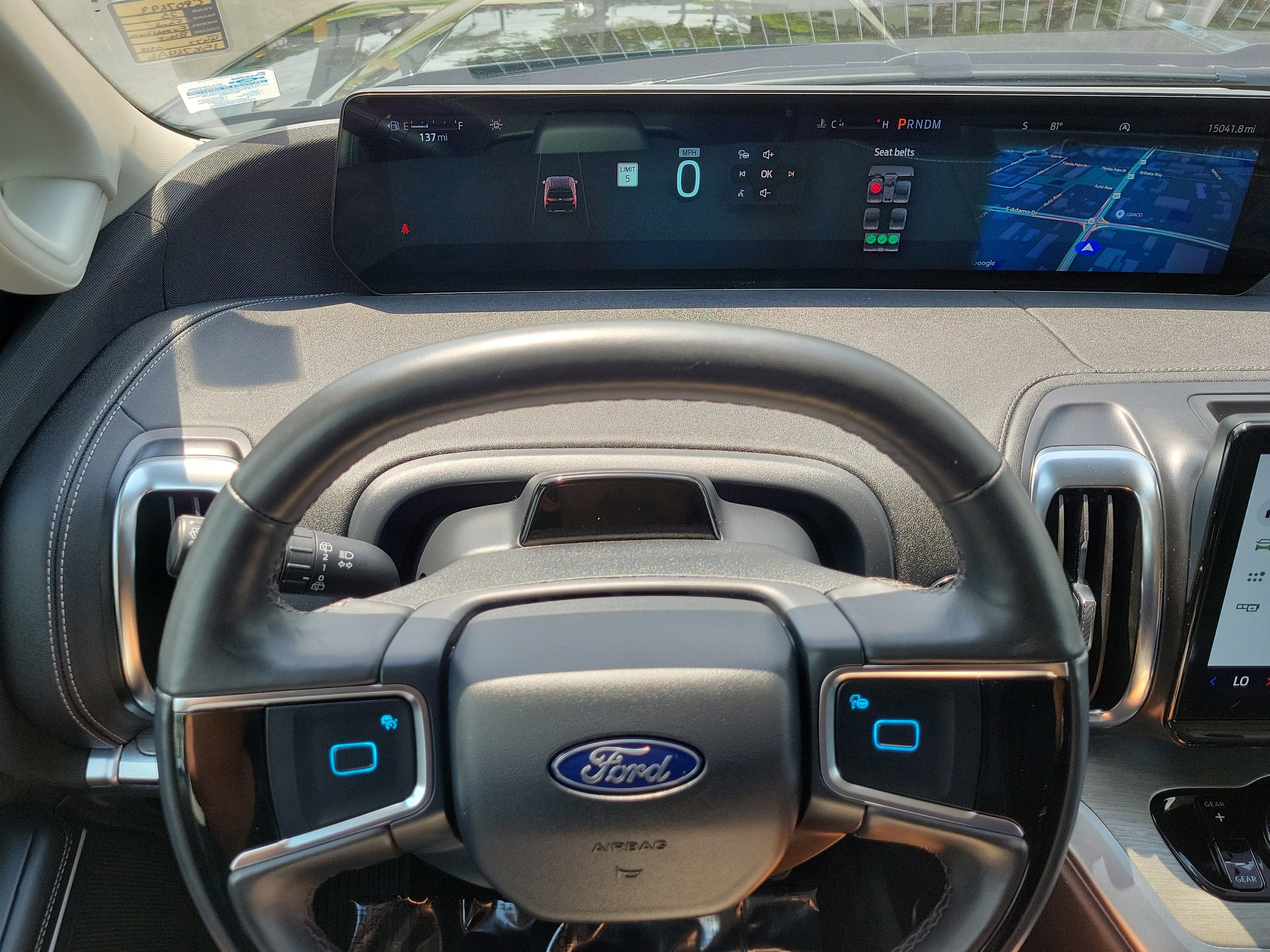 Certified 2025 Ford Expedition Platinum image 23