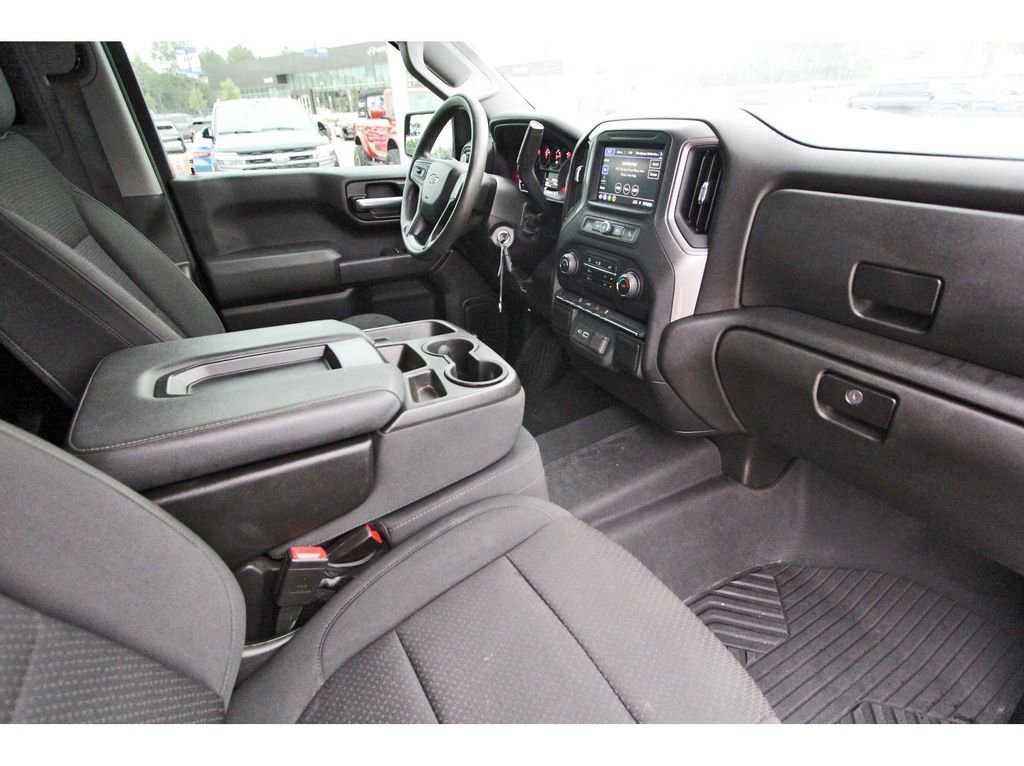 Used 2021 Chevrolet Silverado 1500 Custom Trail Boss AWD/4WD image 27