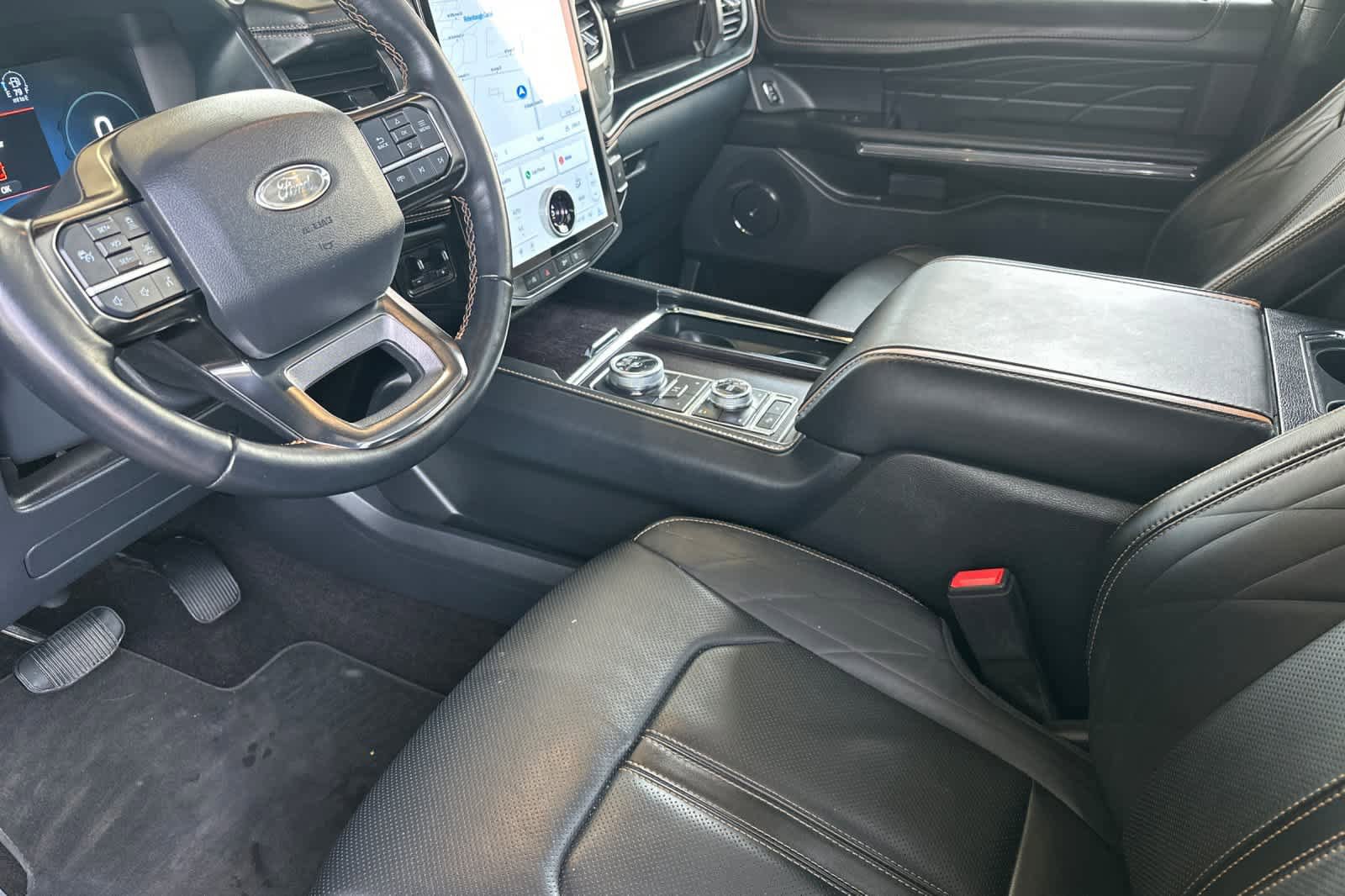Certified 2023 Ford Expedition Platinum AWD/4WD image 11