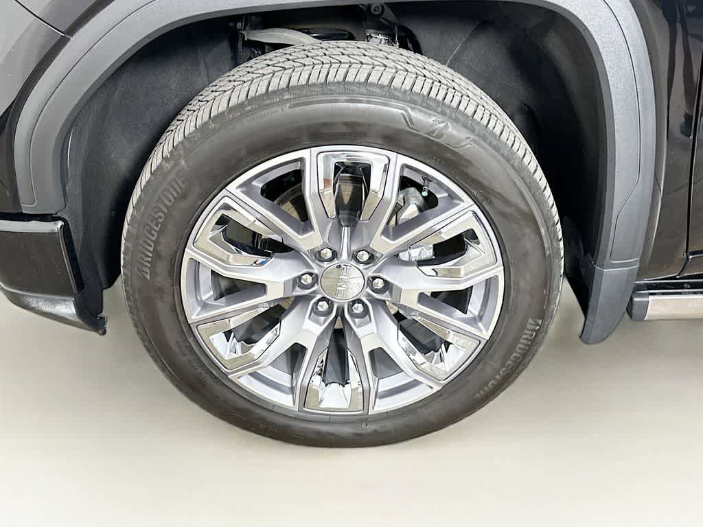 Used 2024 GMC Sierra 1500 Denali AWD/4WD image 8