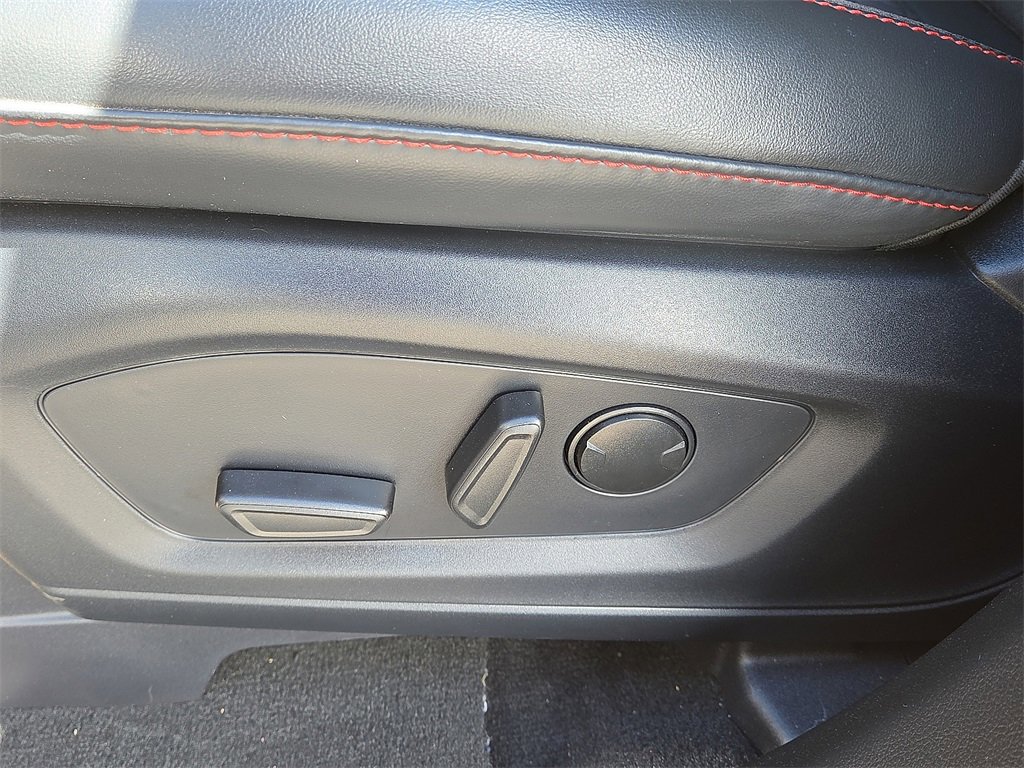 Certified 2025 Ford Explorer ST-Line image 23