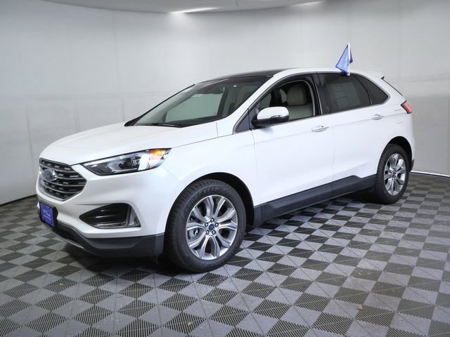 Certified 2019 Ford Edge Titanium w/ Class II Trailer Tow Package AWD/4WD image 5