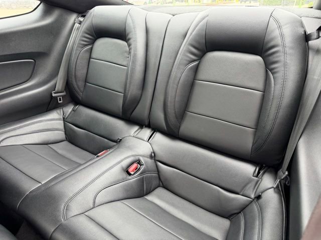Certified 2021 Ford Mustang Coupe RWD image 19