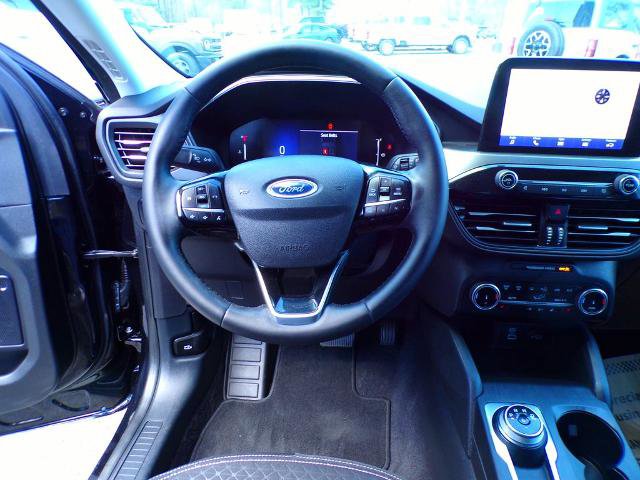 Certified 2023 Ford Escape Active AWD/4WD image 16