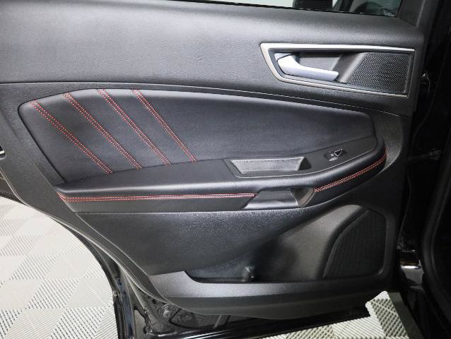 Certified 2024 Ford Edge ST-Line AWD/4WD image 27