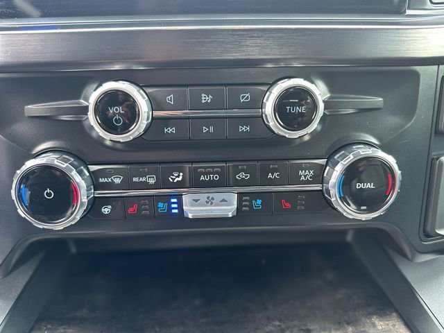 Certified 2024 Ford F350 Lariat w/ Lariat Ultimate Package AWD/4WD image 20