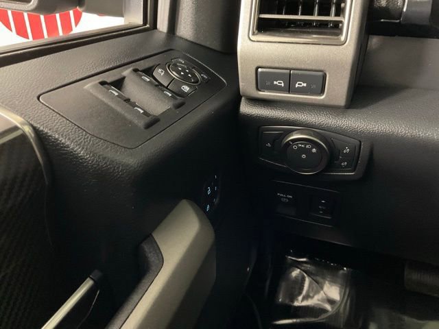 Certified 2019 Ford F150 Raptor w/ Equipment Group 802A Luxury image 19